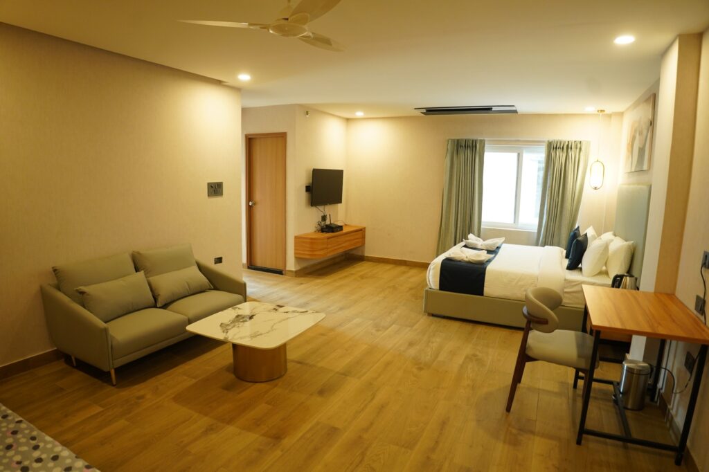 Trunk-&-Trolley (11)