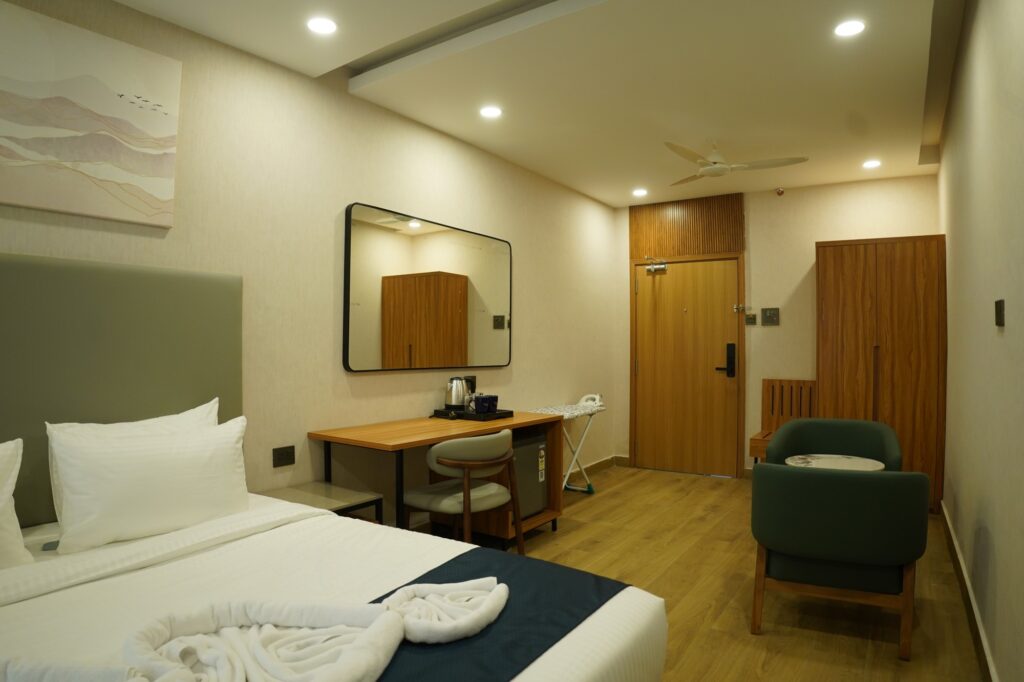 Trunk-&-Trolley (13)